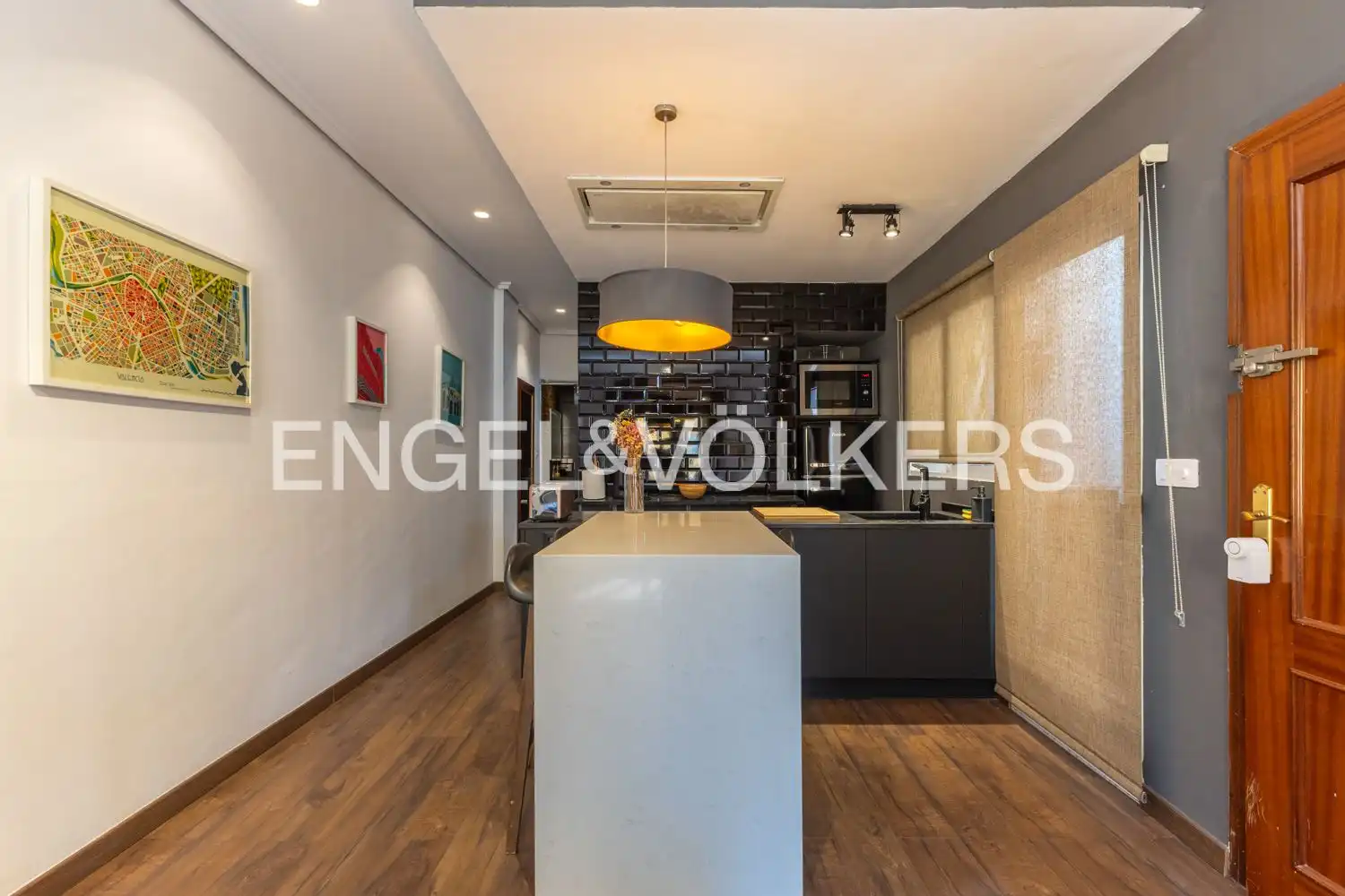 Kitchen of Flat for rent in Ciutat Vella 