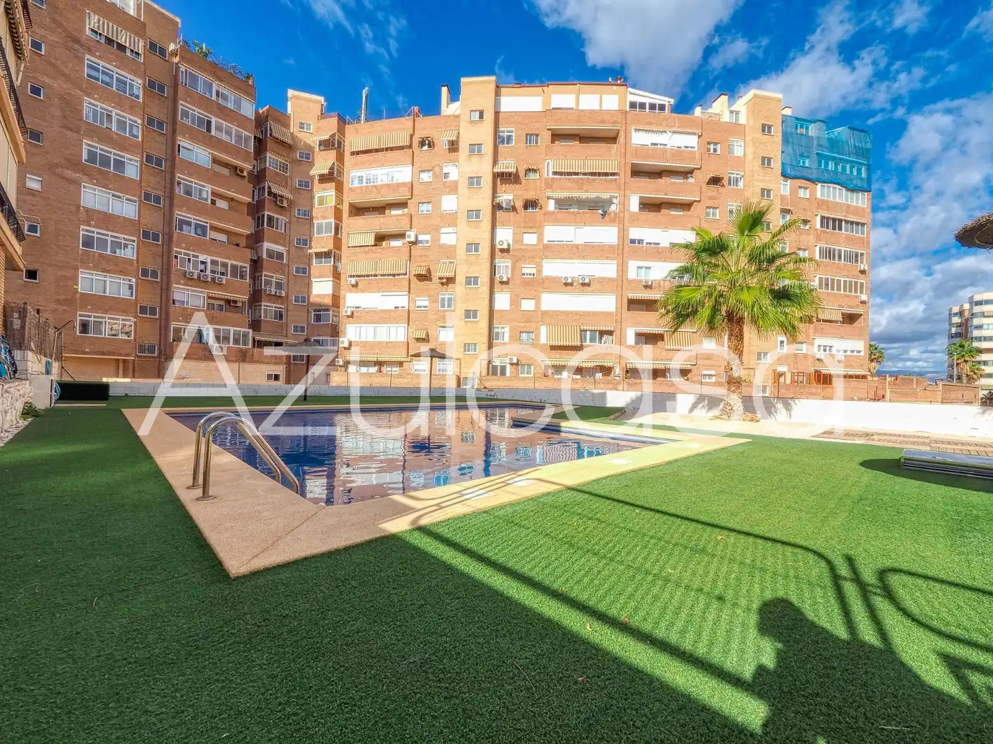Schwimmbecken von Geschaftsraum zum Verkauf in Alicante / Alacant