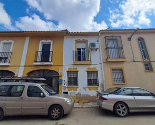 Exterior view of Single-family semi-detached for sale in La Carlota  with Terrace