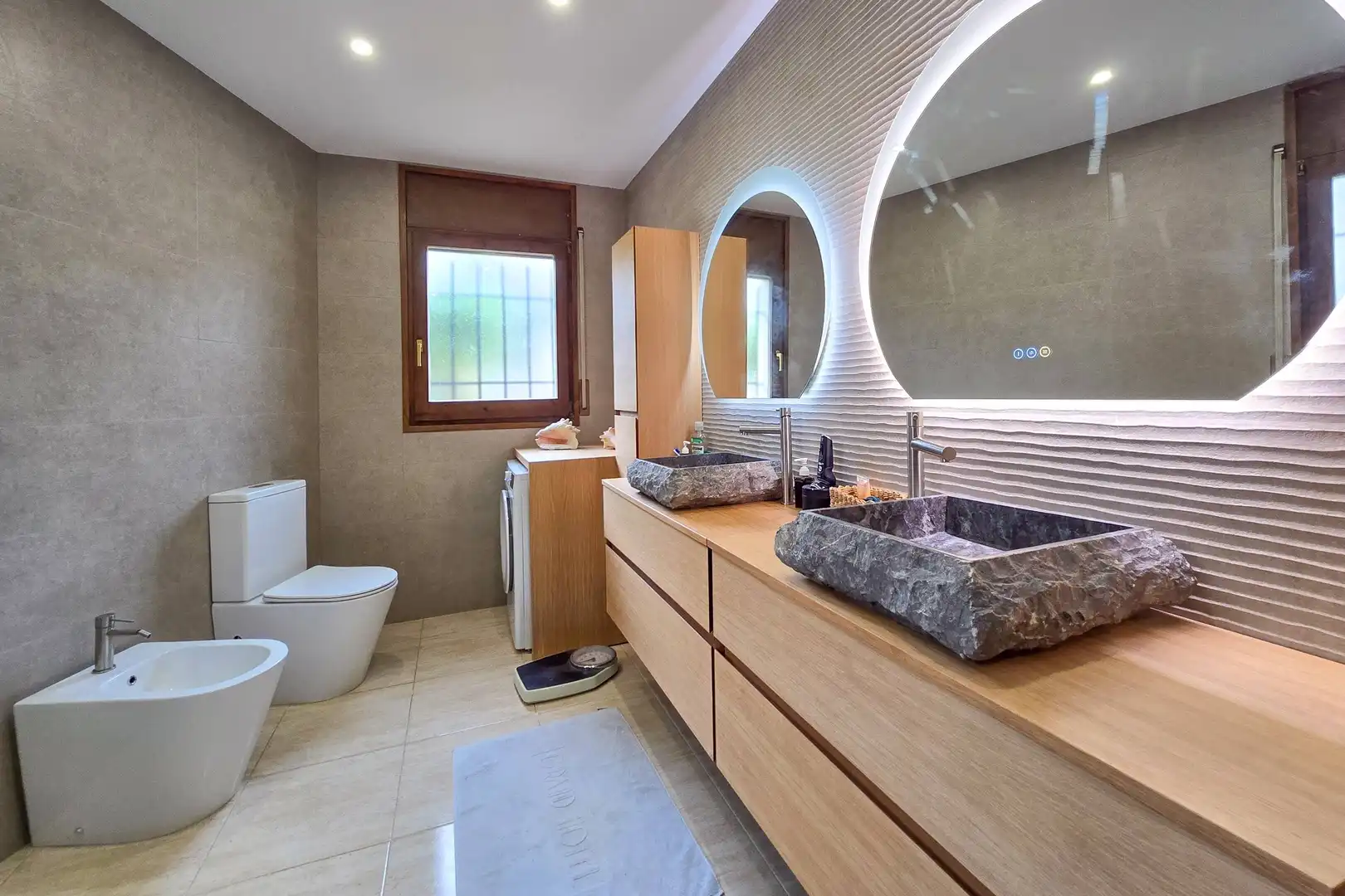 Bathroom of Houses for sale in Roses  with Private garden, Terrace and Swimming Pool