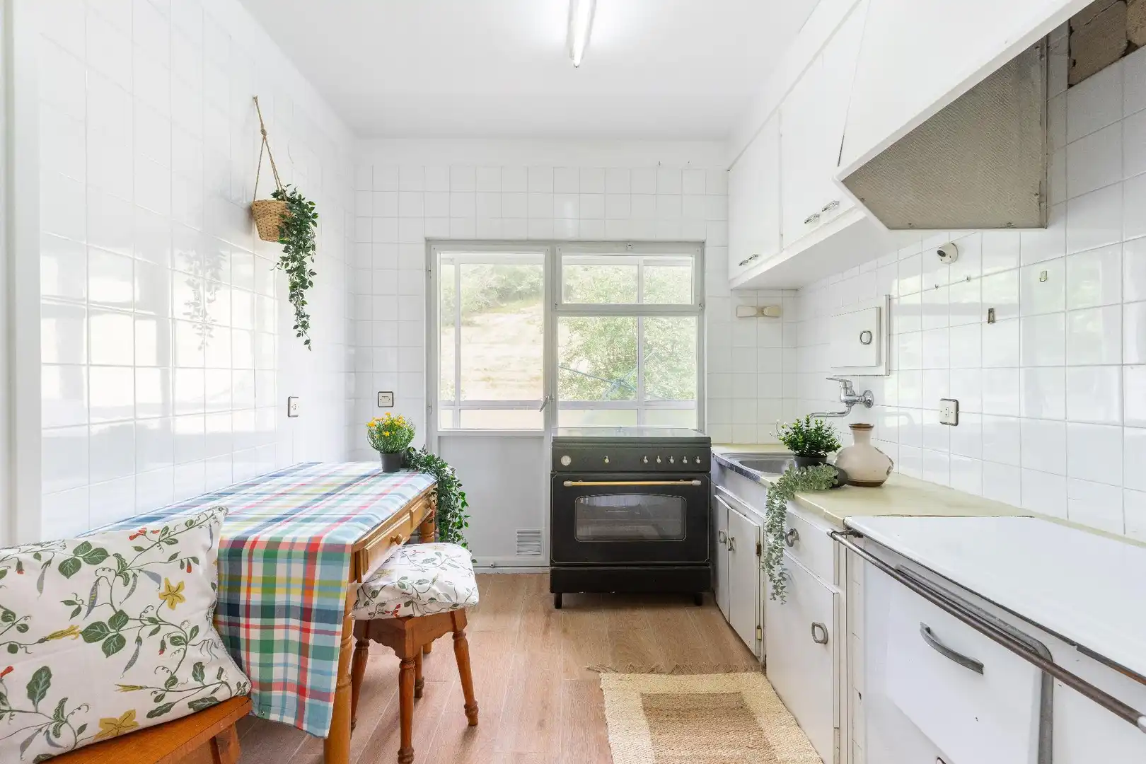 Kitchen of Flat for sale in Aller  with Terrace, Storage room and Furnished