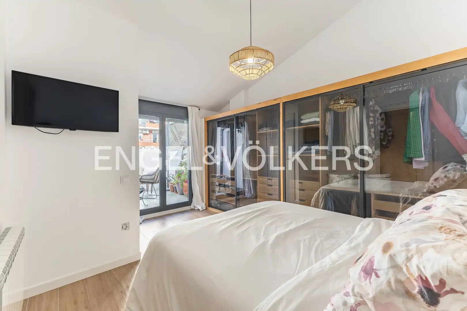 Habitación de Dúplex en venta en Rubí con Calefacción, Parquet y Terraza