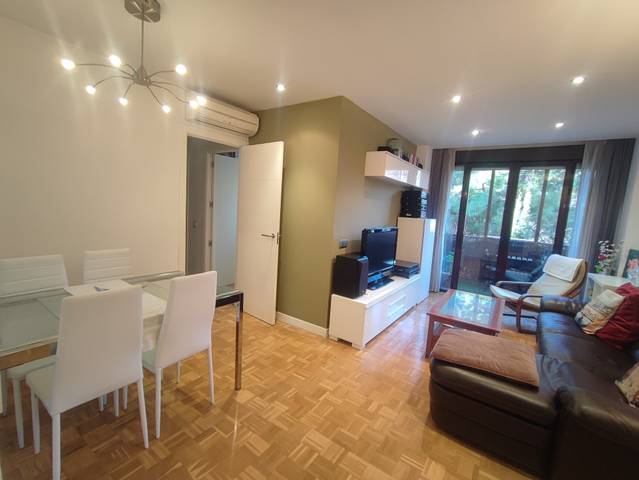 Piso en Venta en Calle de las Naves en Acacias