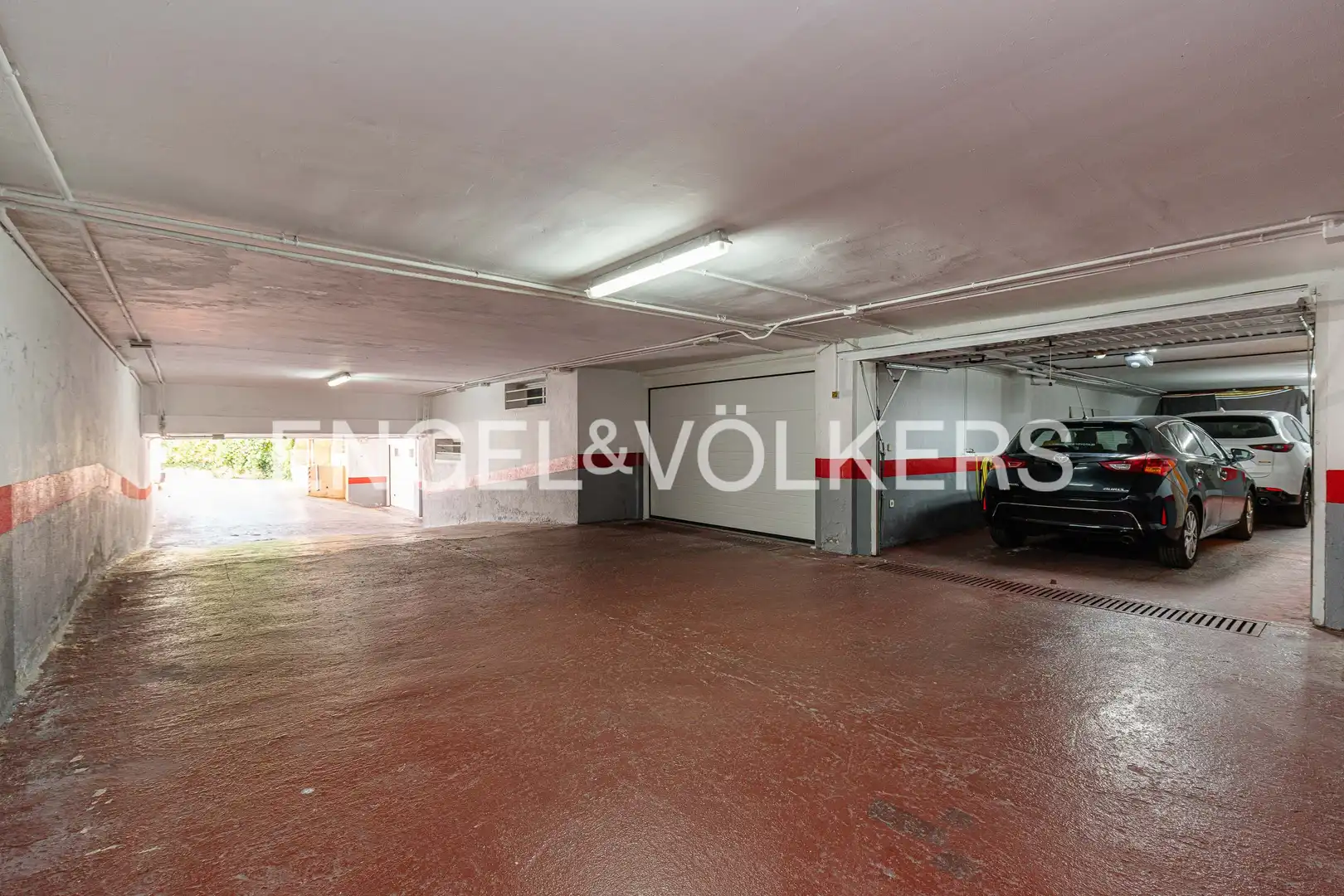 Parking of Detached homes for sale in El Escorial  with Heating, Private garden and Terrace
