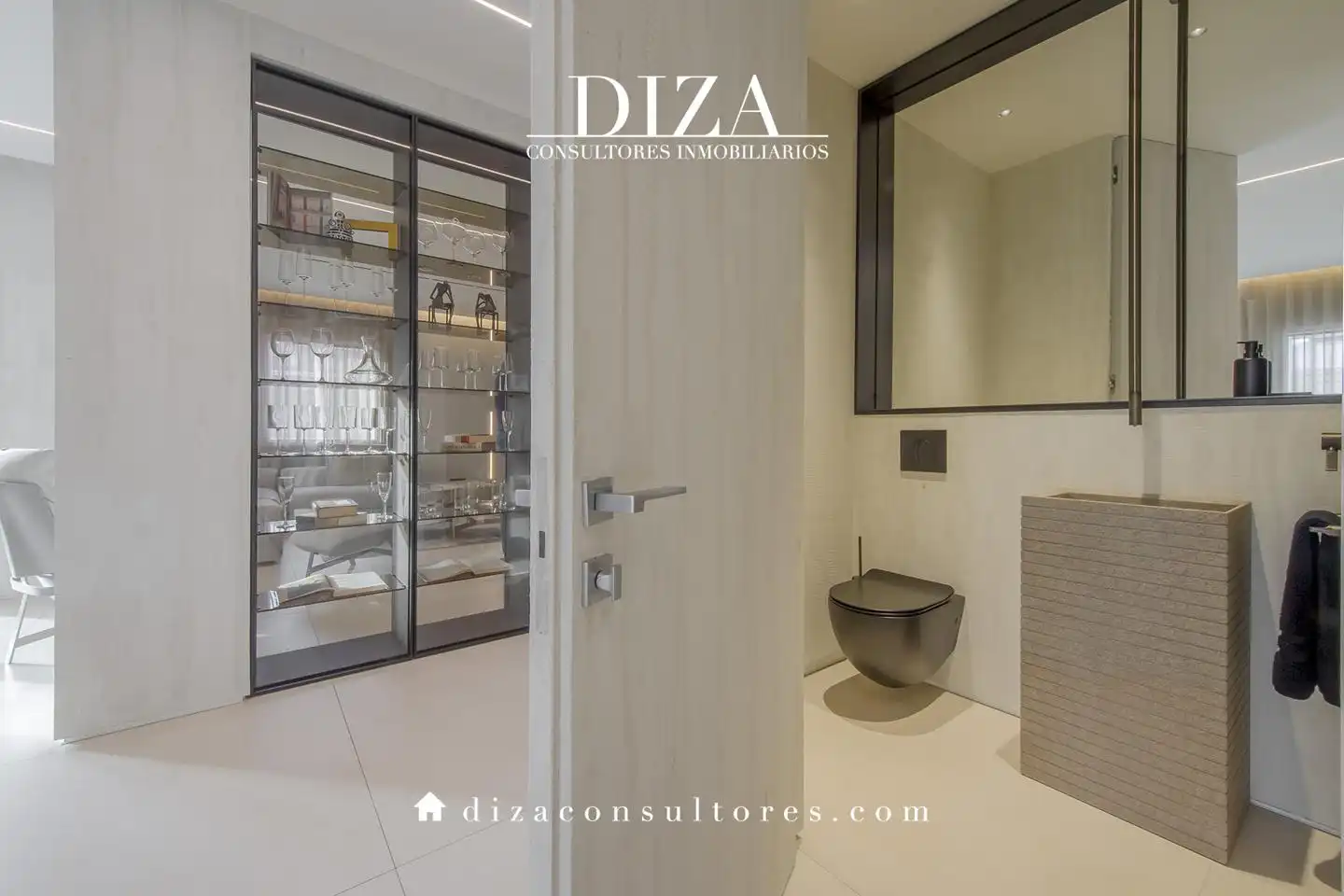 Bathroom of Attic for sale in Madrid  with Air Conditioner, Heating and Terrace