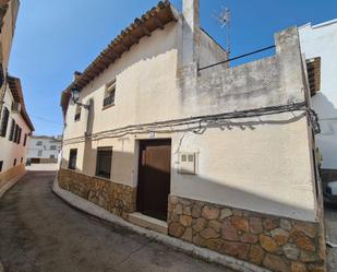 Exterior view of House or chalet for sale in Villamayor de Santiago  with Terrace