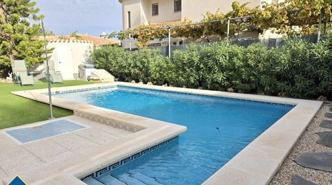 Villa con piscina privada, en la provincia de Alicante, en la ciudad de Orihuela Costa. 3 habitaciones | 105 m² | 1 kilómetro del, imatge 2