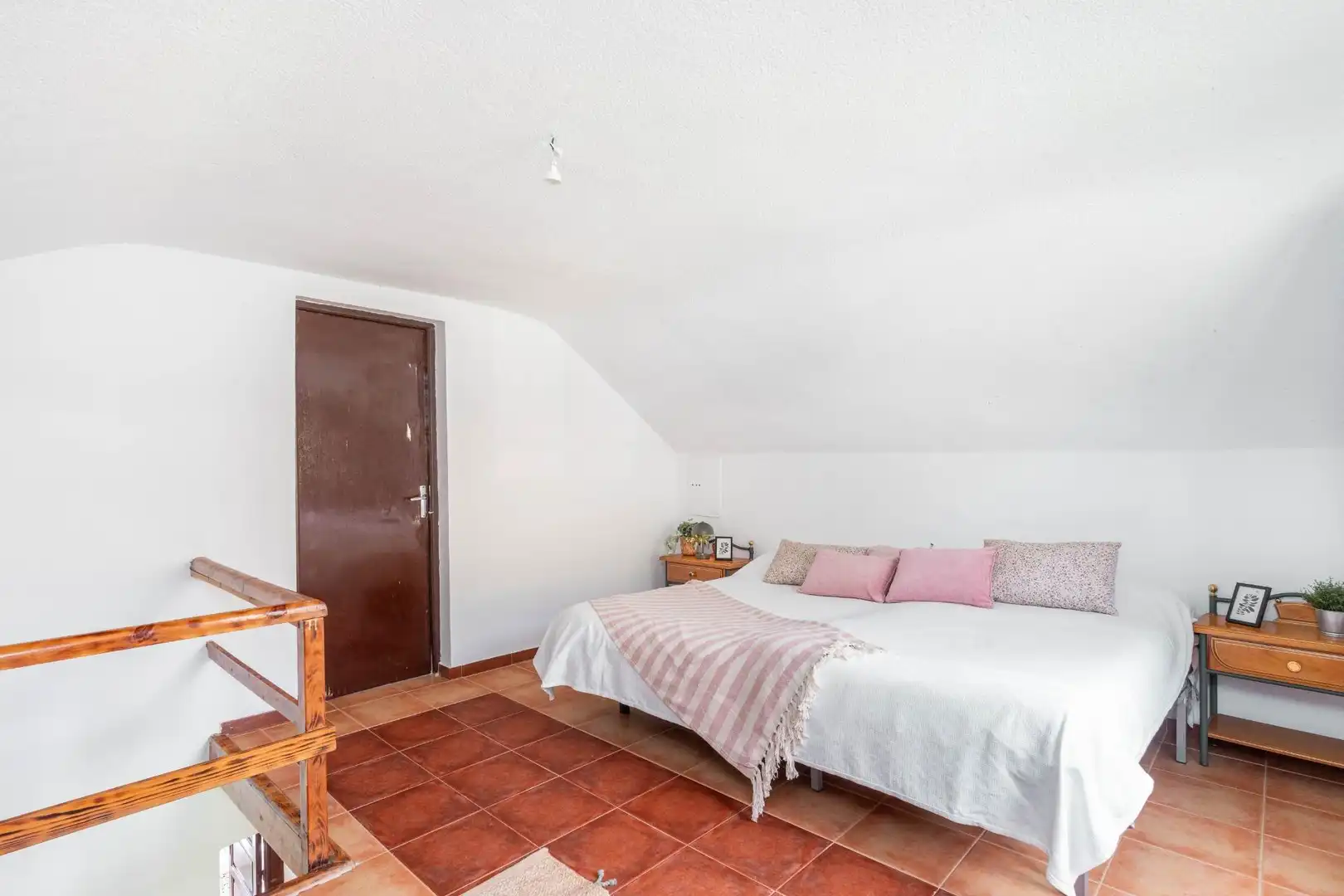 Habitación de Casa o chalet en venta en Burón con Jardín privado y Amueblado