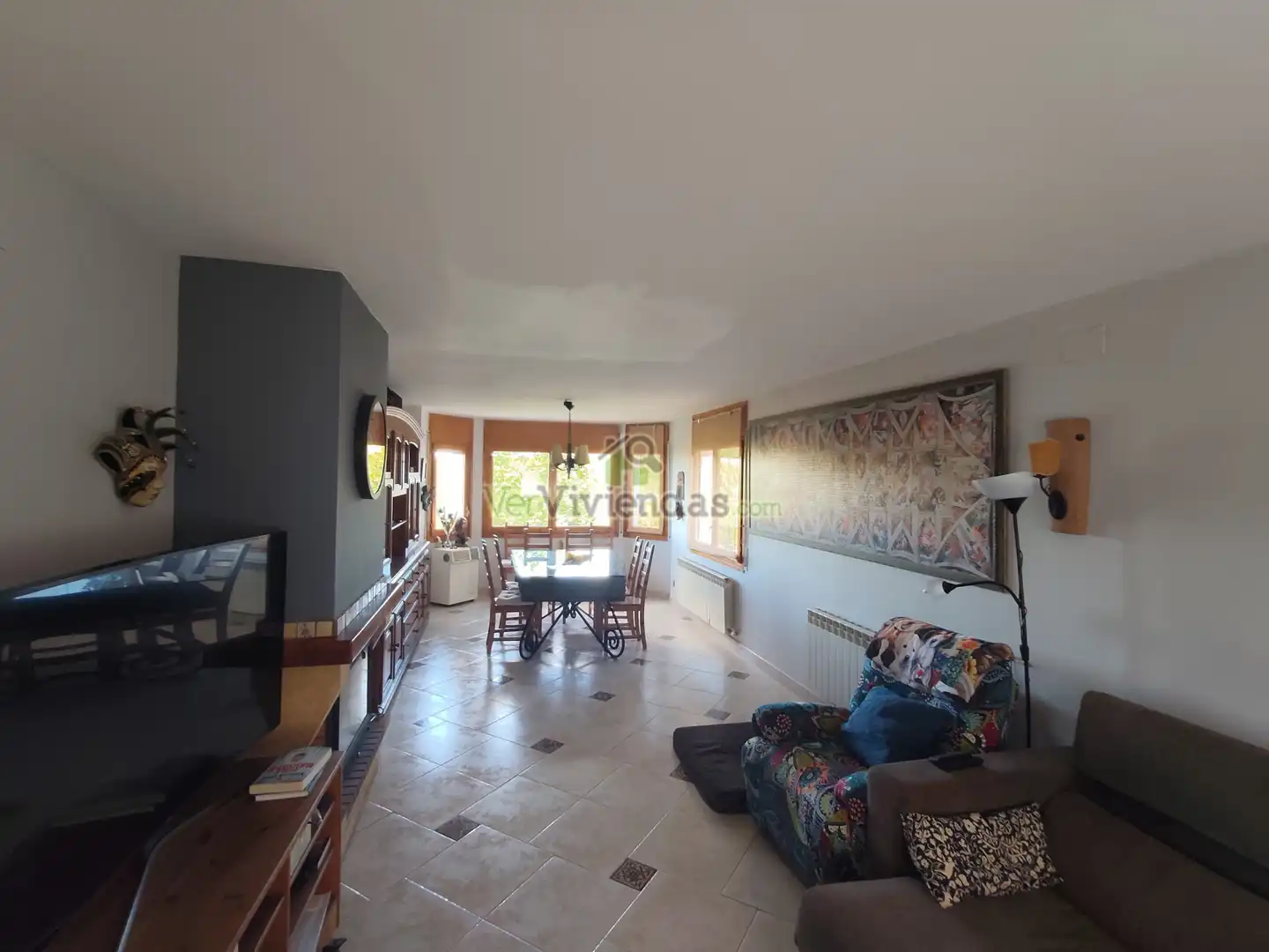 Sala d'estar de Casa o xalet en venda en Vallirana amb Calefacció, Jardí privat i Terrassa