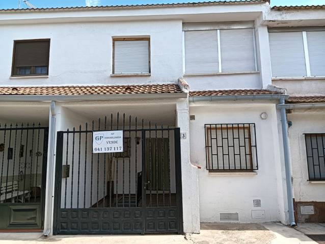 Casa-chalet en Venta en Calle Barranco del Agua, 2 en Barajas de Melo