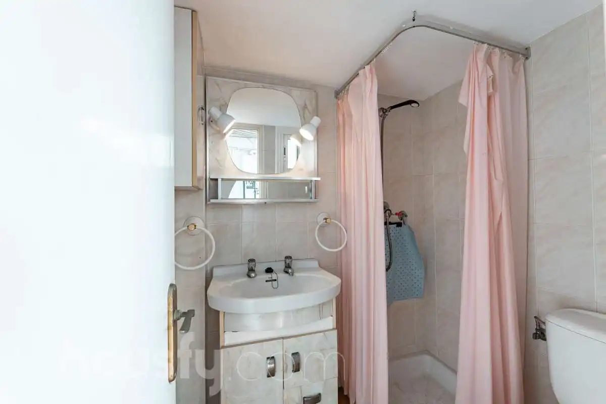 Baño de Casa o chalet en venta en Sabadell con Calefacción, Terraza y Trastero