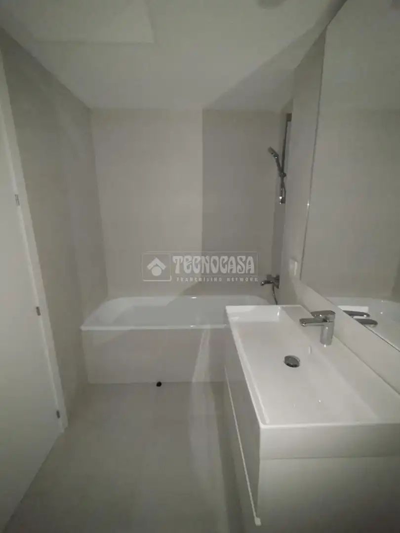 Baño de Piso de alquiler en Sevilla con Trastero