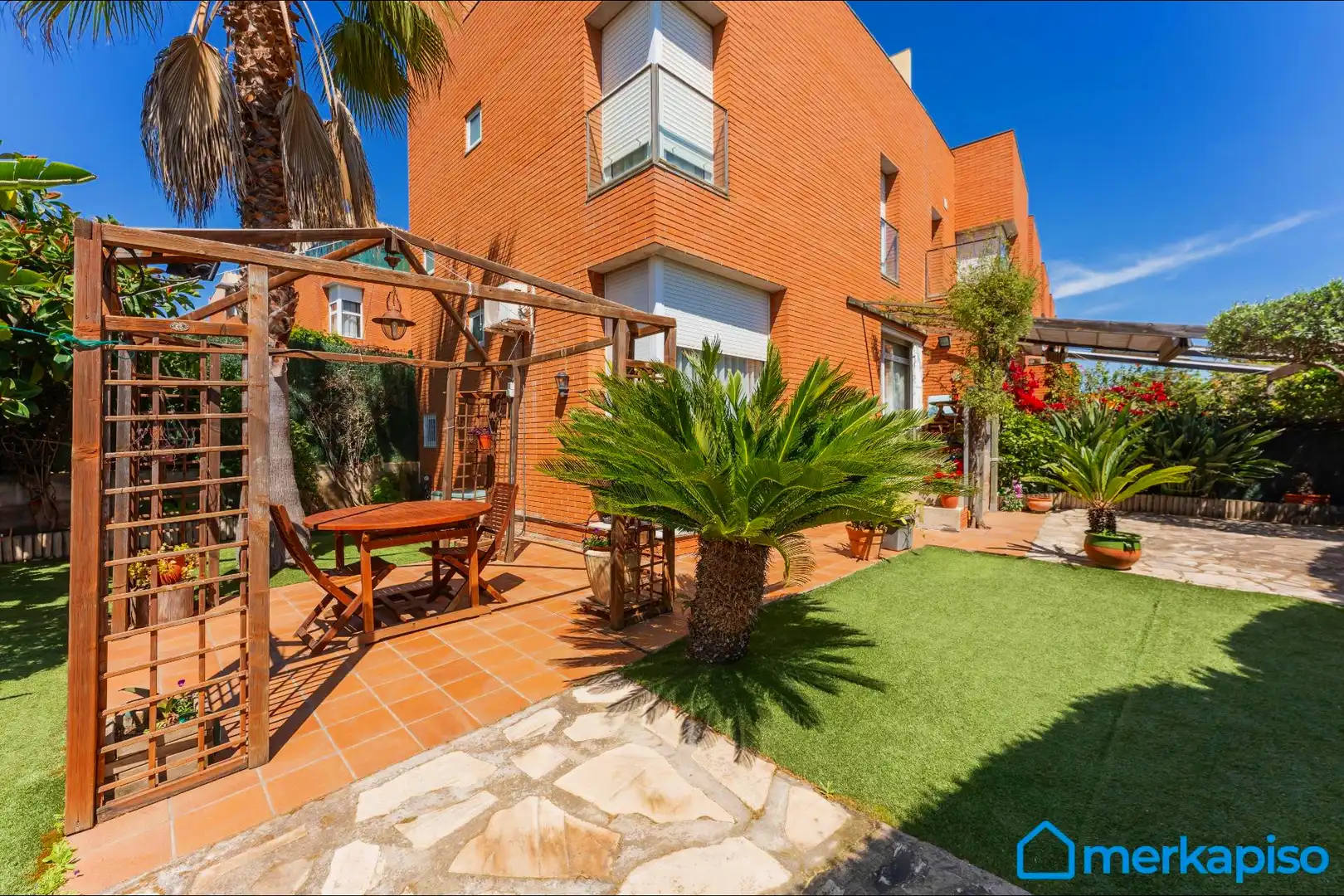 Jardín de Casa adosada en venta en Viladecans con Calefacción, Jardín privado y Terraza