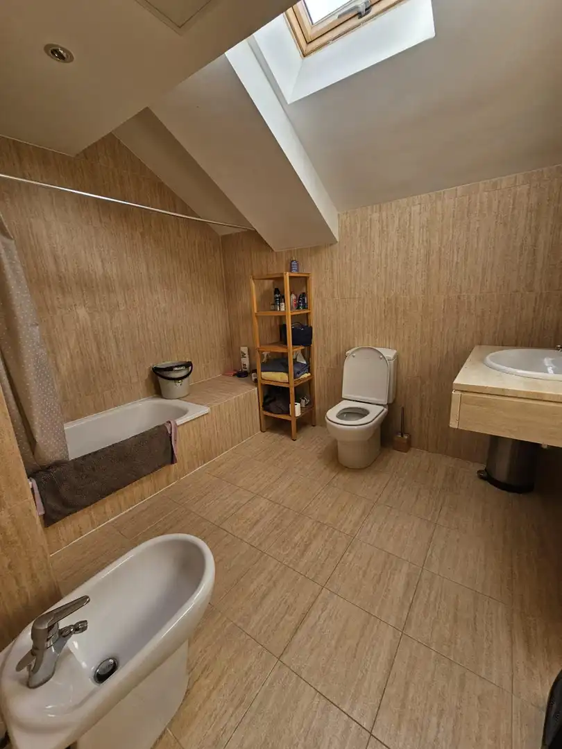 Baño de Piso en venta en Bétera con Aire acondicionado, Calefacción y Jardín privado
