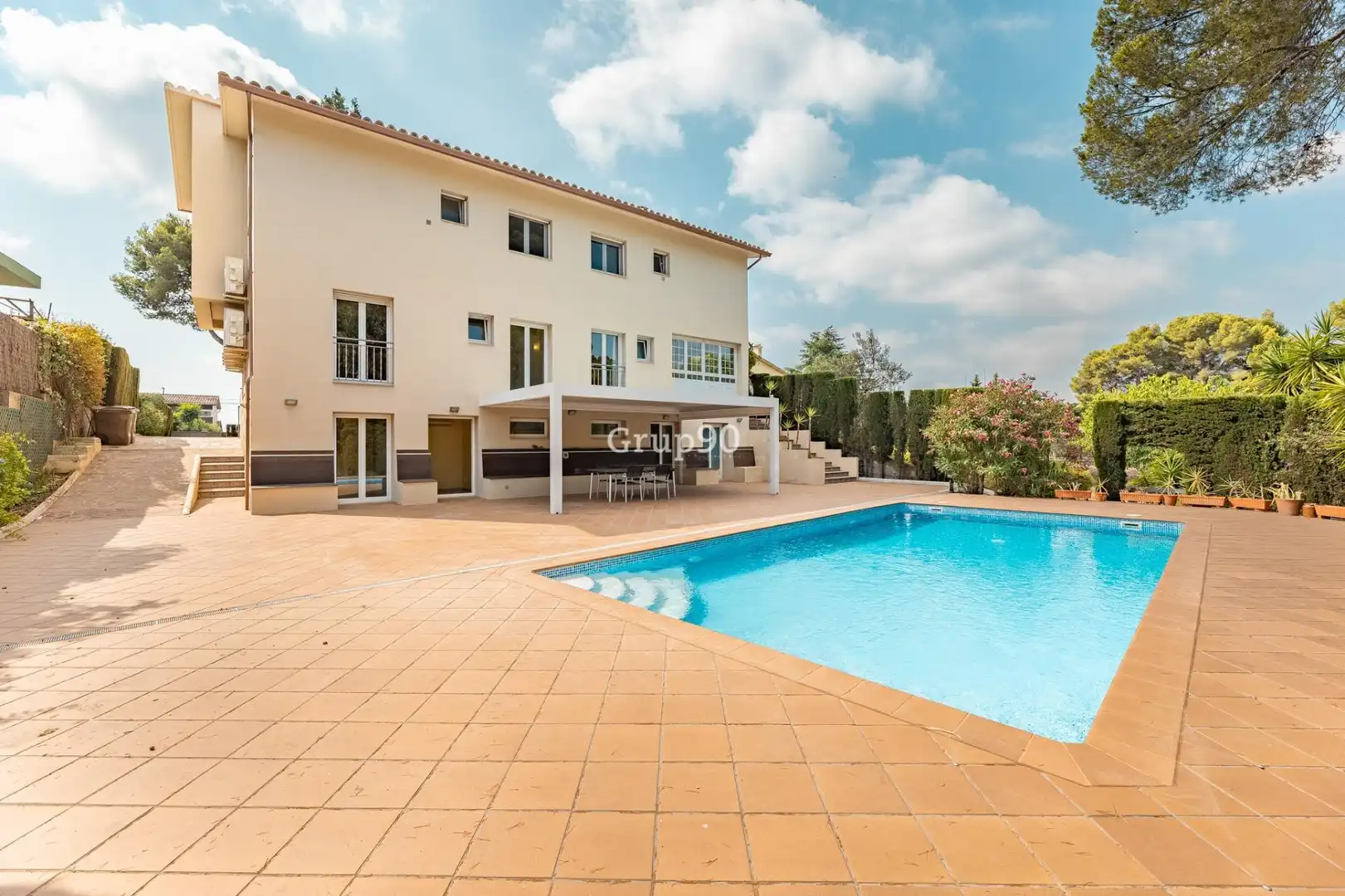 Maison avec piscine à vendre à Pallejà