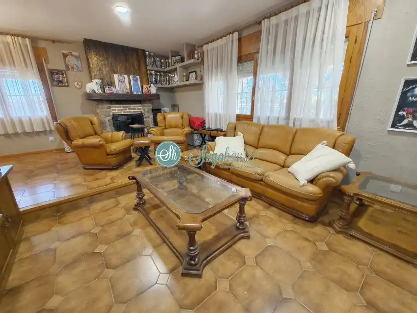 Detached house with garden for sale in Valverde del Majano, imagen 41