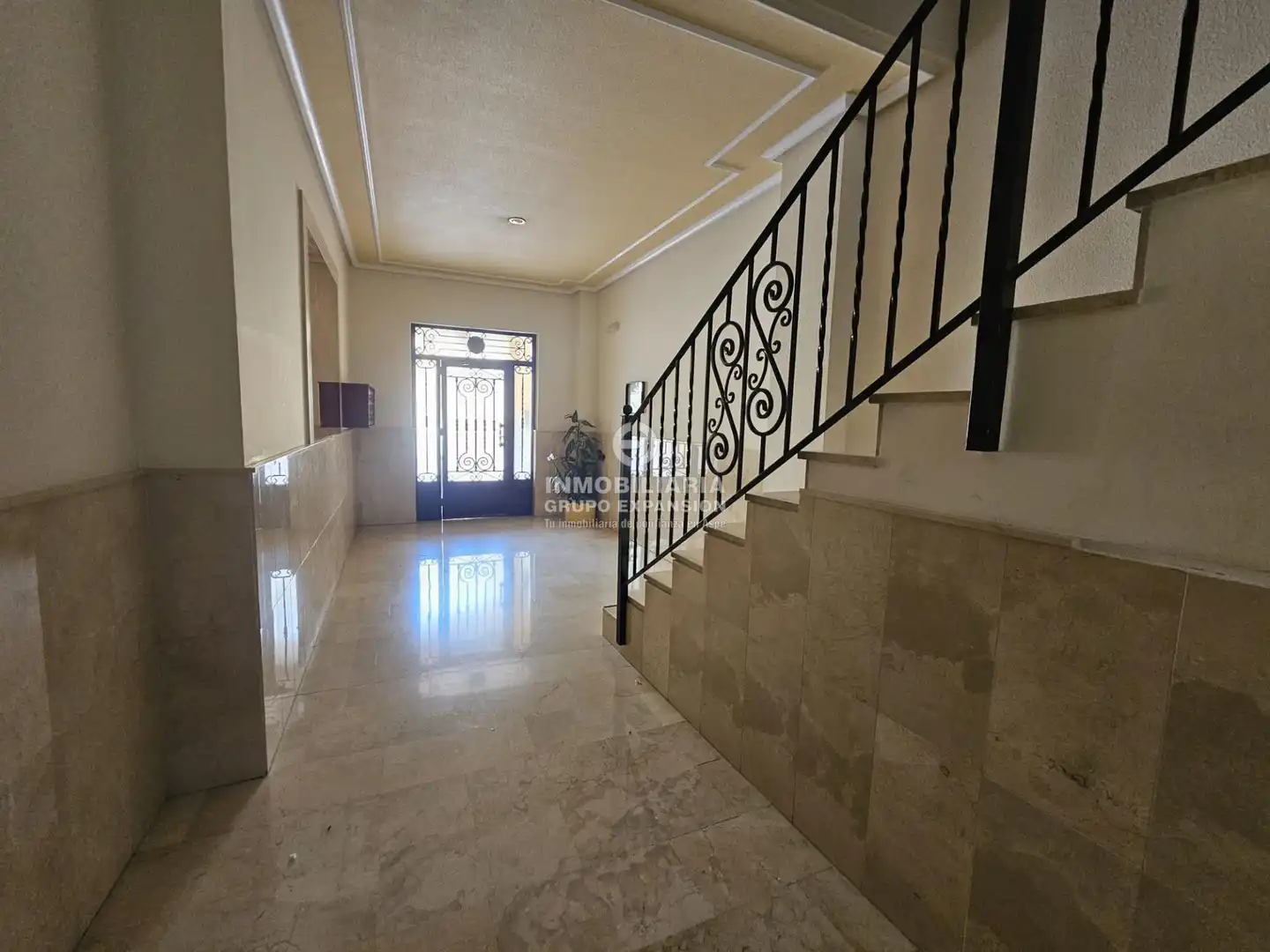 Wohnung zum Verkauf in Aspe mit Abstellraum, Balkon und Gemeinschaftspool