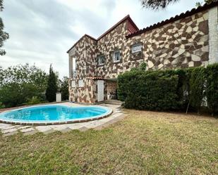 Piscina de Casa o xalet en venda en Pineda de Mar amb Piscina