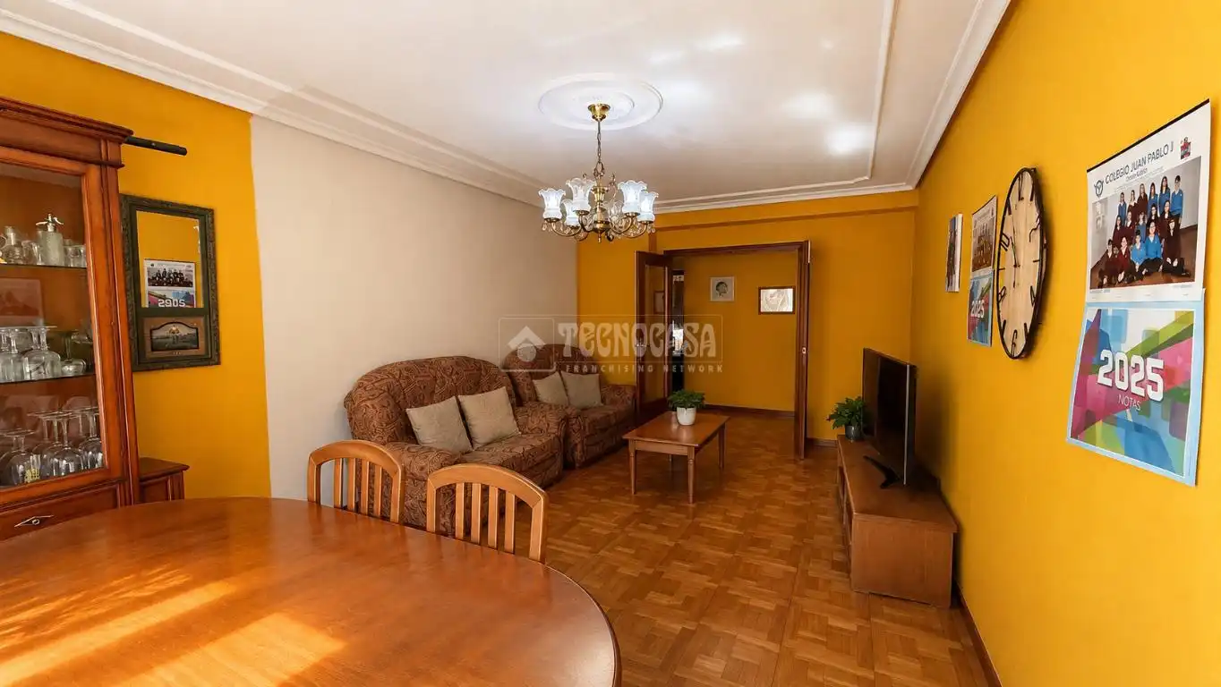 Sala de estar de Piso en venta en Gijón  con Calefacción y Terraza