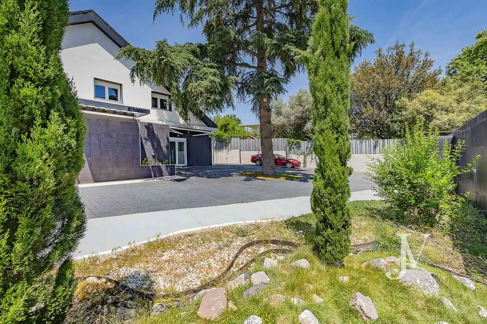 Vista exterior de Casa o chalet en venta en La Moraleja con Aire acondicionado, Calefacción y Jardín privado