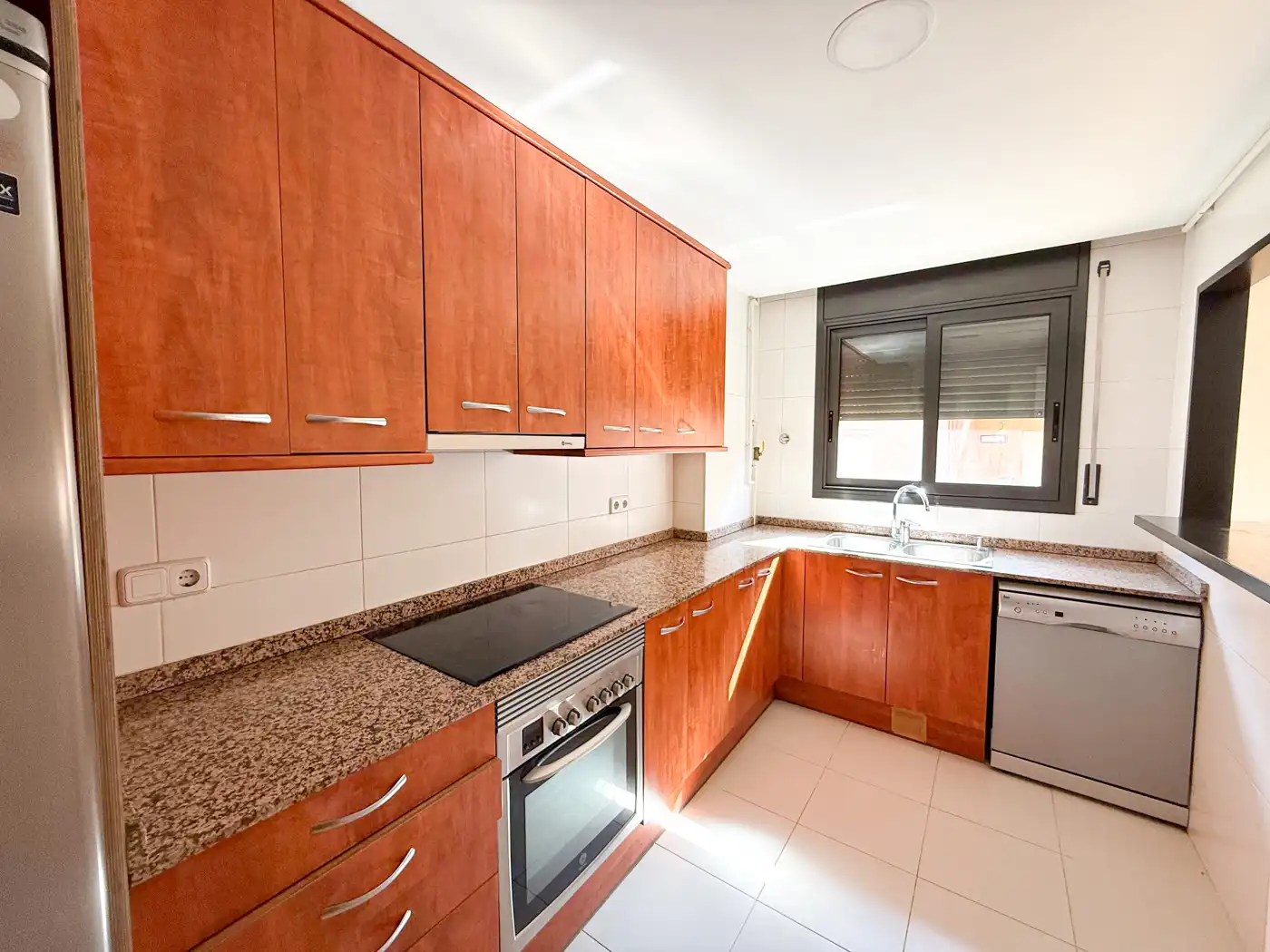 Cocina de Dúplex en venta en Figueres con Calefacción, Terraza y Balcón