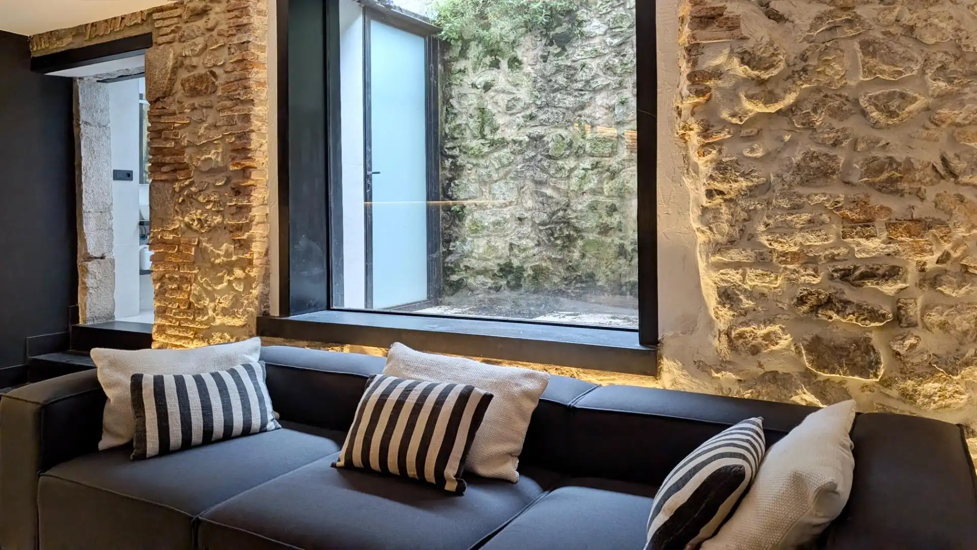 Living room of Flat for sale in Santander  with Heating