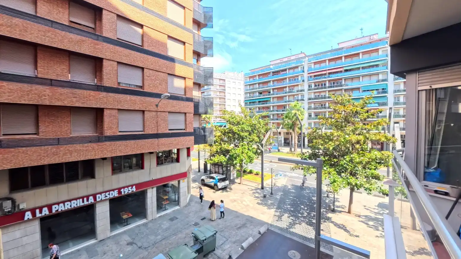 Außenansicht von Wohnung zum Verkauf in  Logroño mit Heizung, Parkett und Terrasse