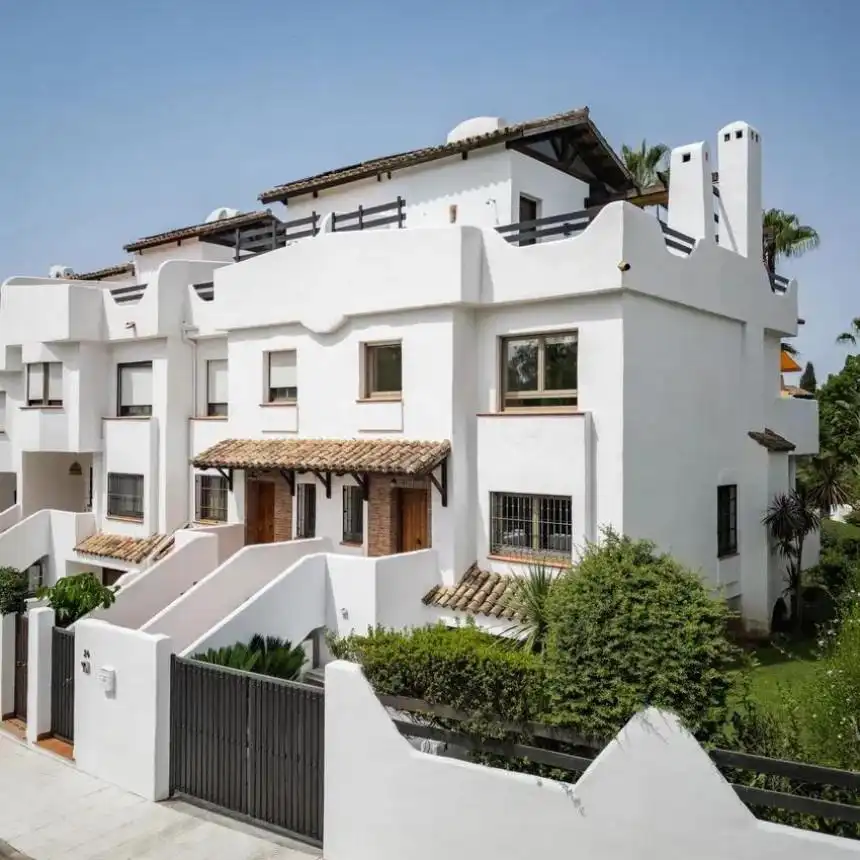 Villa mit Terrasse zum Verkauf in Milla de Oro, imagen 3