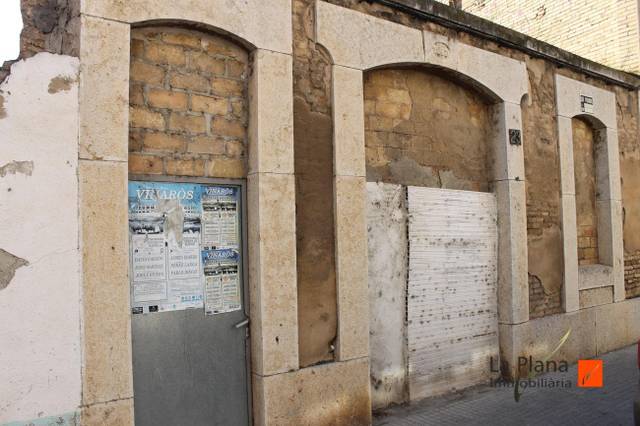 Terreno residencial en Venta en Calle Navarra en Grau - Quintanes