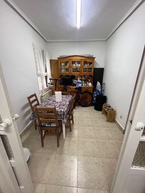 Menjador de Pis en venda en Donostia - San Sebastián  amb Calefacció