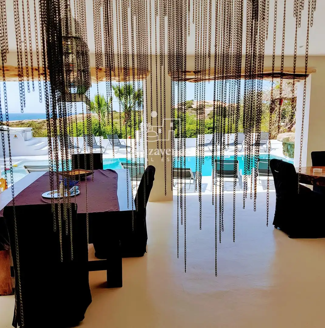 Houses for sale in Santa Eulària des Riu  with Air Conditioner, Private garden and Terrace