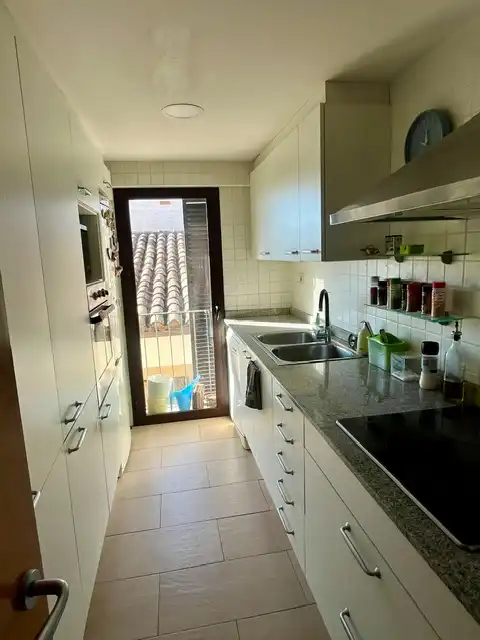 Flat with lift for sale in Plaça de Doctor Fargas, imagen 3