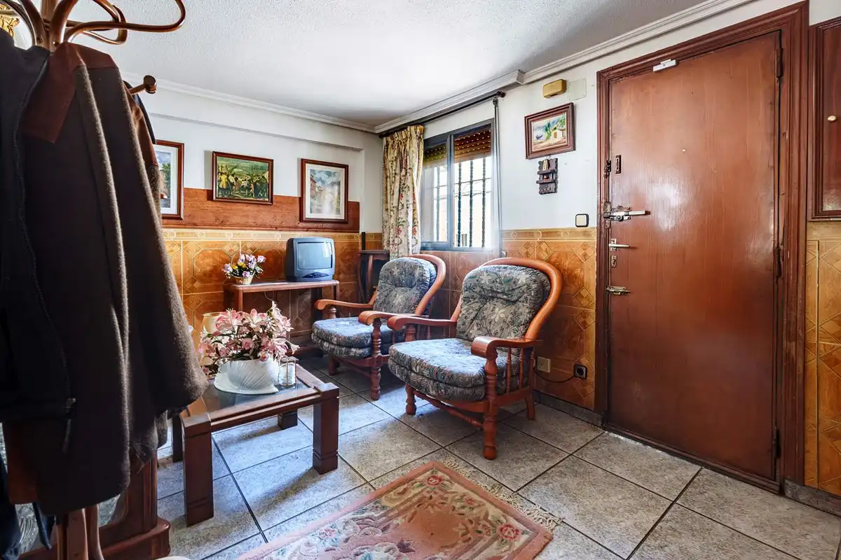 Sala de estar de Casa adosada en venta en Alcalá de Henares con Aire acondicionado, Calefacción y Jardín privado