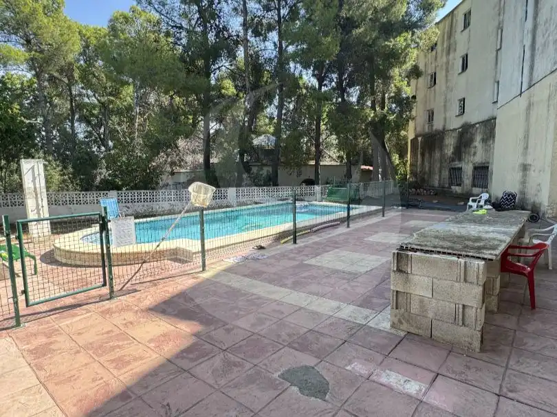 Piscina de Piso en venta en Chiva con Balcón