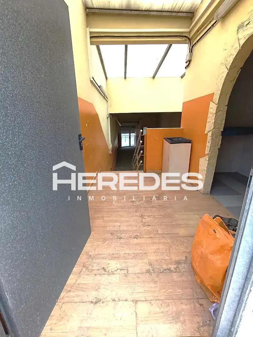 Business premises for sale in Sant Vicenç Dels Horts, imagen 21