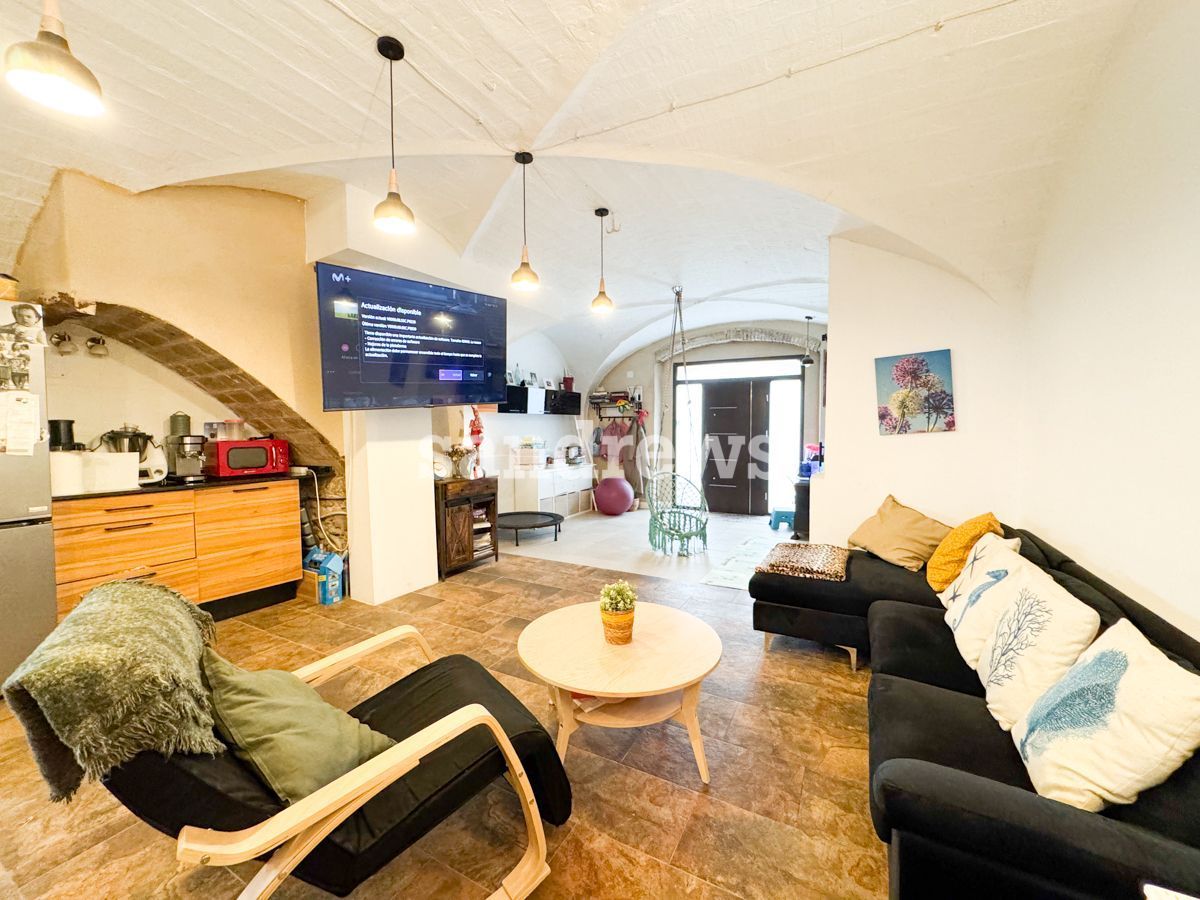 Single-family semi-detached for sale in Figueres  with Air Conditioner and Heating