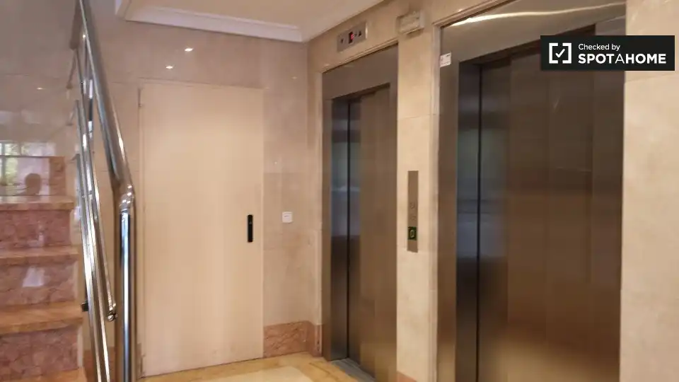 Habitación en Ciutat de les Ciències i de les Arts - Justicia