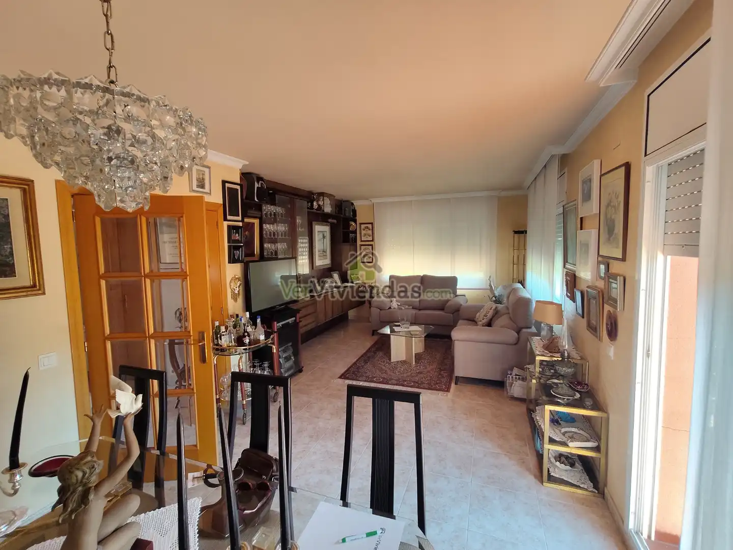 Sala de estar de Casa adosada en venta en Vallirana con Calefacción, Jardín privado y Terraza
