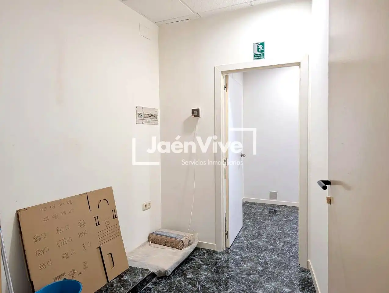 Local de lloguer en Jaén amb Aire condicionat
