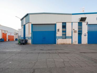 Nave industrielle à vendre à Calle Lachar 16