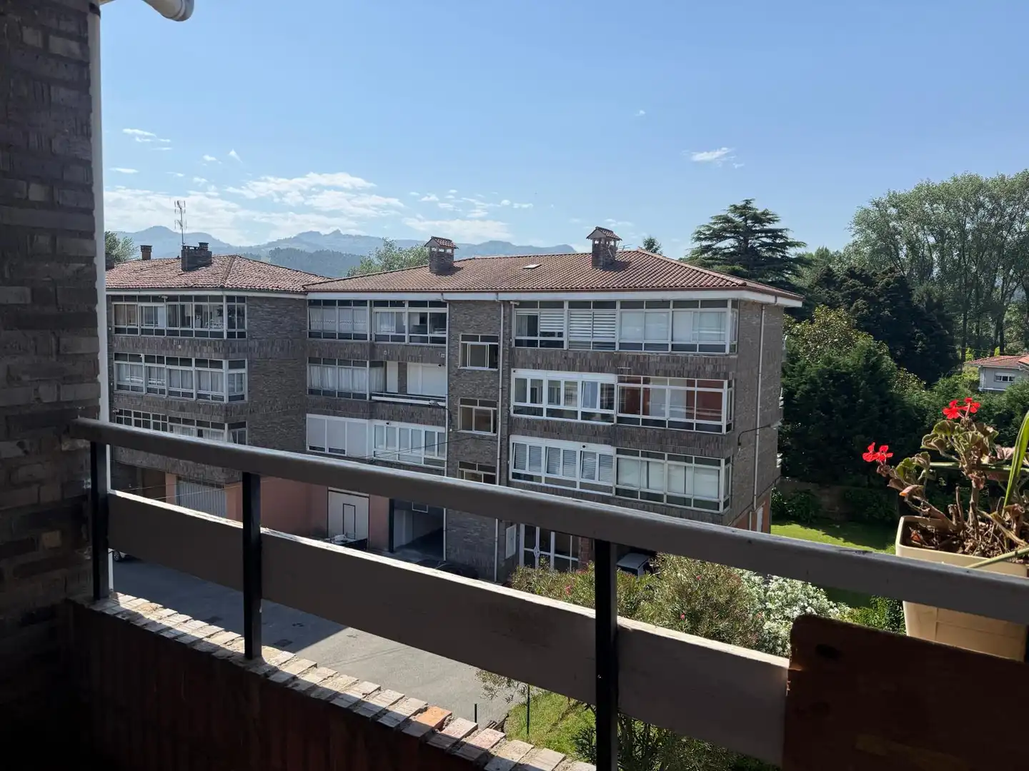 Vista exterior de Piso en venta en Ampuero con Terraza