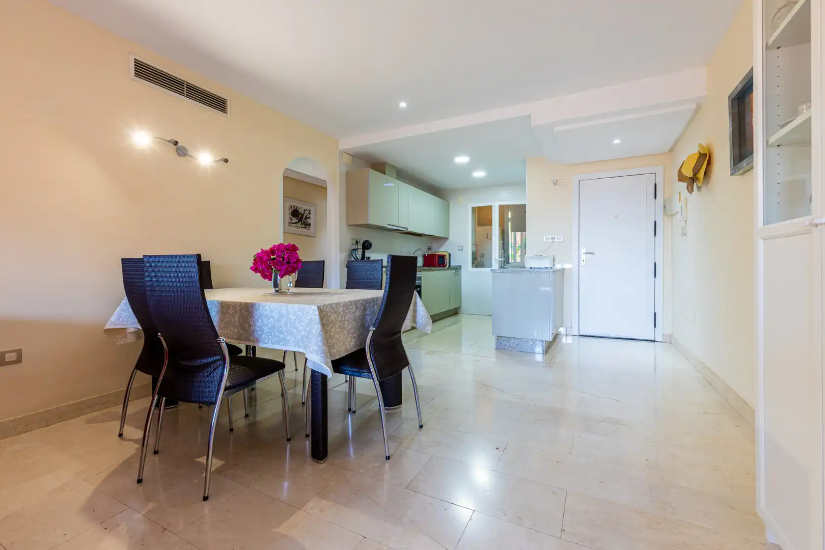 Comedor de Planta baja en venta en Mijas con Aire acondicionado, Jardín privado y Terraza