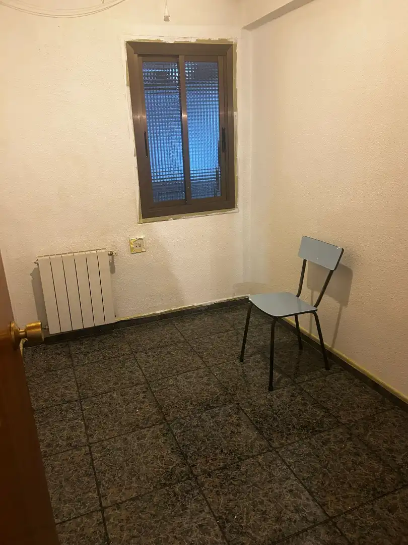 Schlafzimmer von Wohnung zum Verkauf in Granollers mit Heizung, Ofen und Waschmaschine