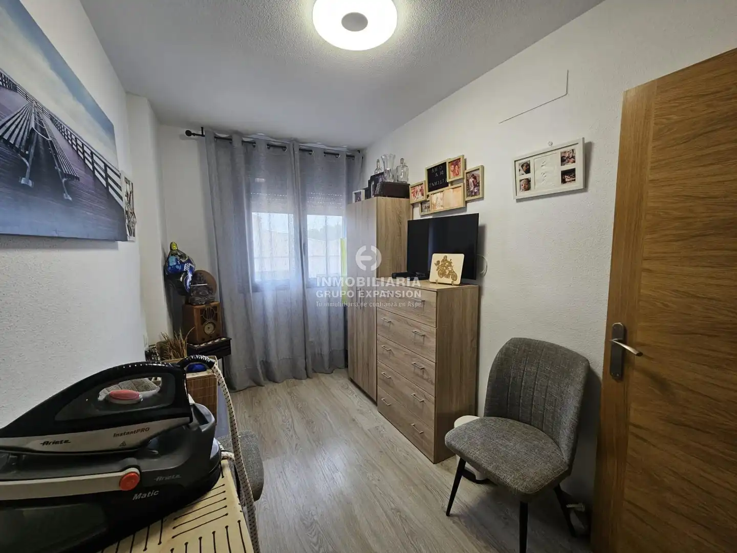 Schlafzimmer von Wohnung zum Verkauf in Aspe mit Klimaanlage, Heizung und Privatgarten