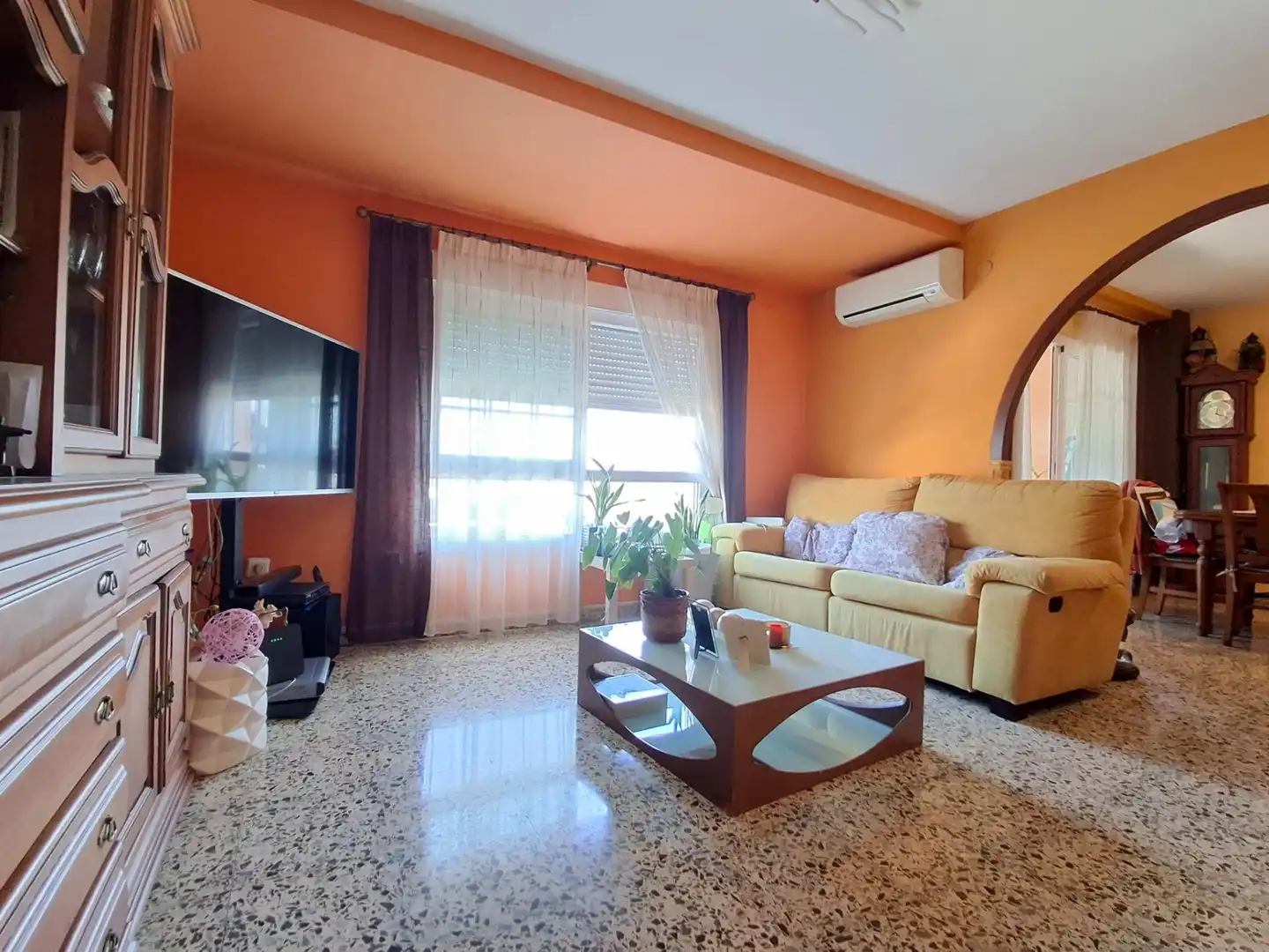 Wohnung mit Terrasse zum Verkauf in Casc Urbà