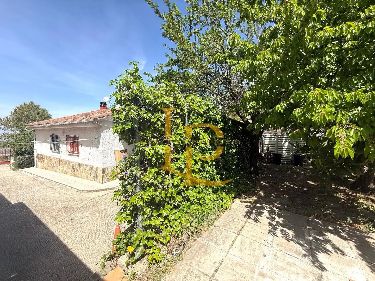 Exterior view of Houses for sale in Trijueque  with Heating, Private garden and Oven