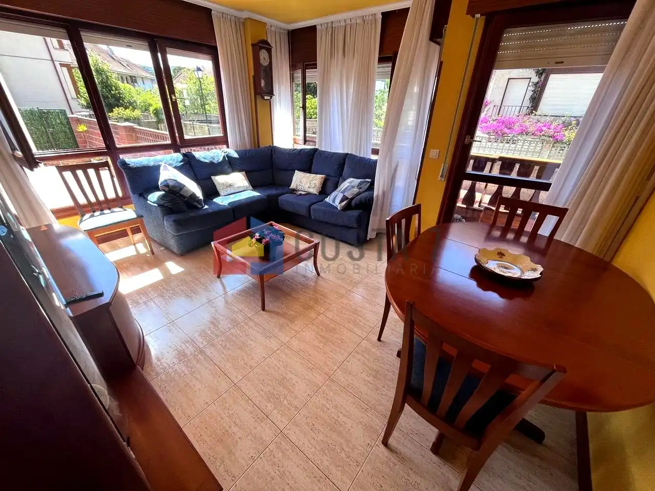 Sala de estar de Planta baja en venta en Noja con Calefacción y Terraza