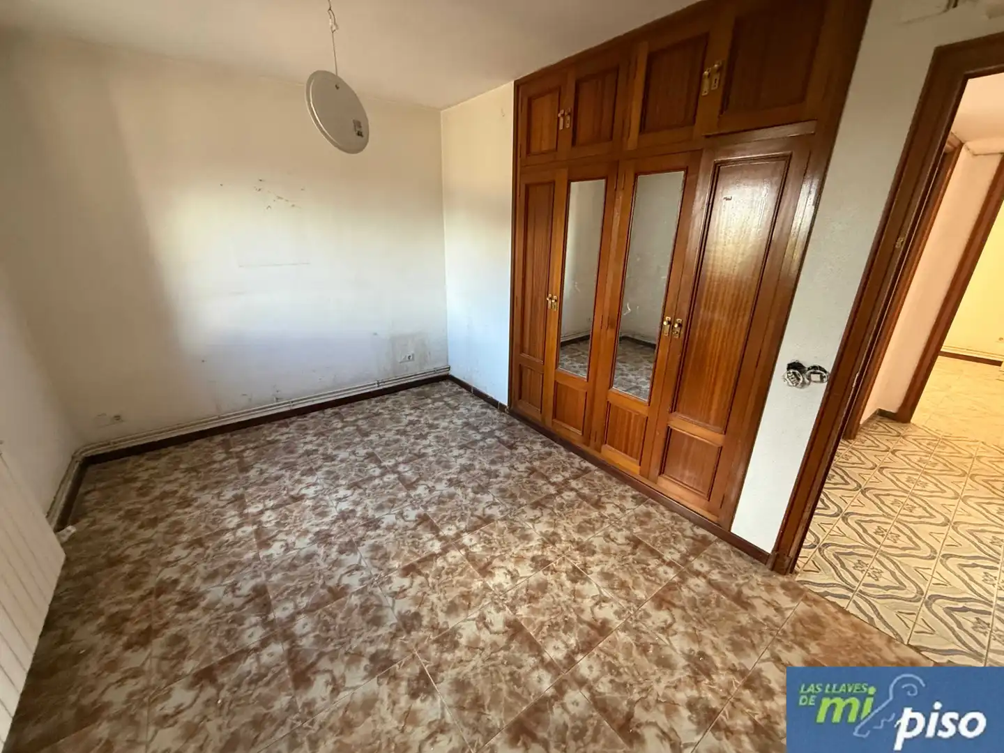 Habitación de Casa o chalet en venta en Tudela de Duero con Calefacción, Jardín privado y Terraza