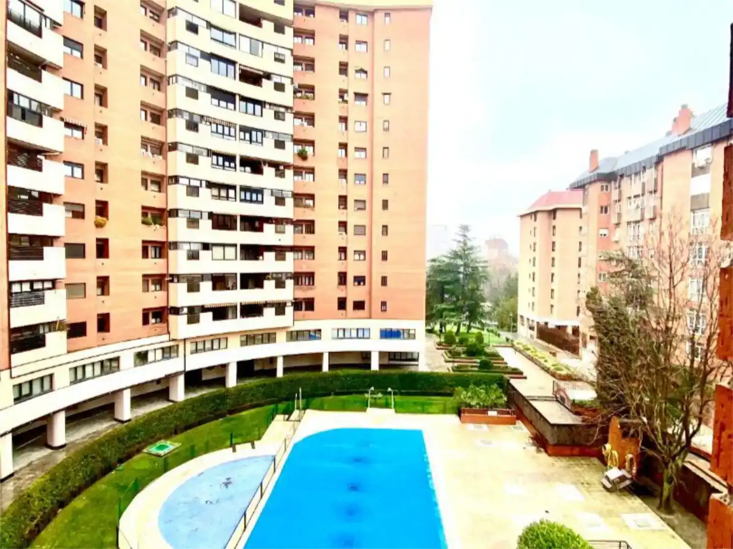 Piscina de Piso en venta en Madrid con Aire acondicionado, Jardín privado y Parquet