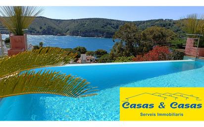 Swimming pool of House or chalet for sale in L'Escala  with Air Conditioner, Heating and Private garden